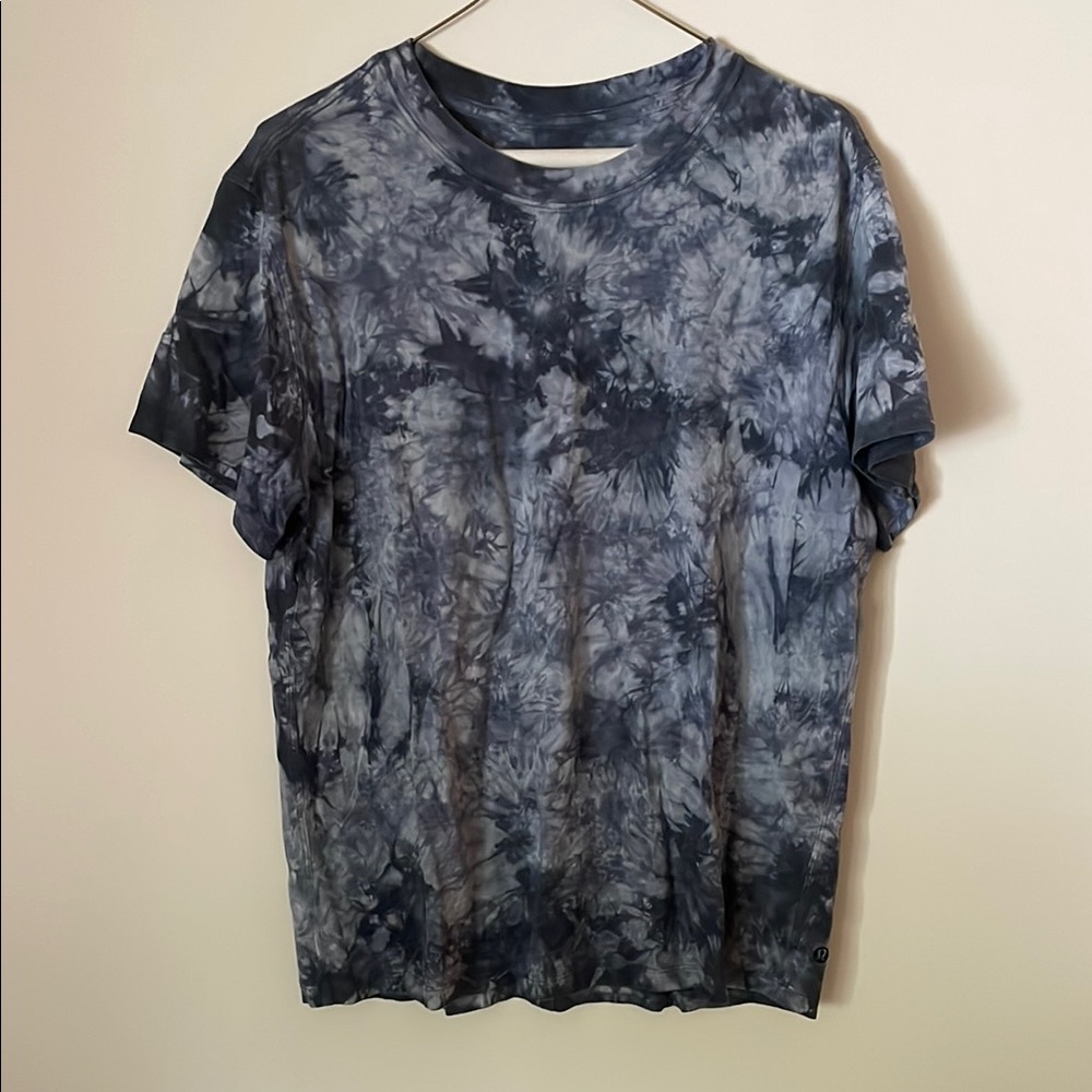 lululemon athletica Tie-Dye Short Sleeve Tee - Blue and Gray